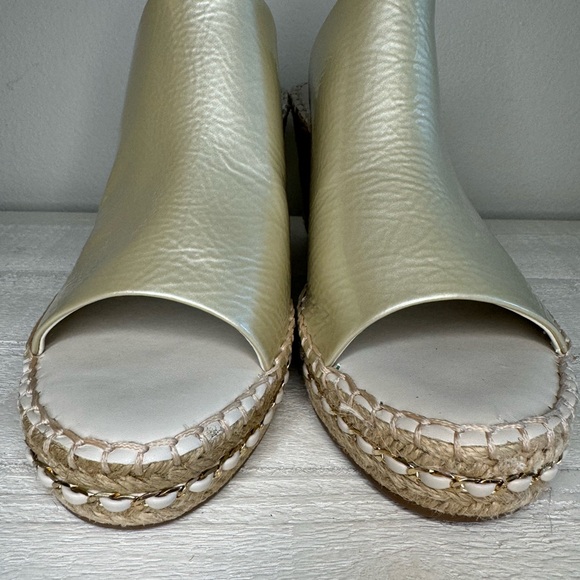 KARL LAGERFELD Paris Carina Slip On Open Toe Wedge Sandals Women’s 9.5 LIKE NEW - Picture 4 of 10